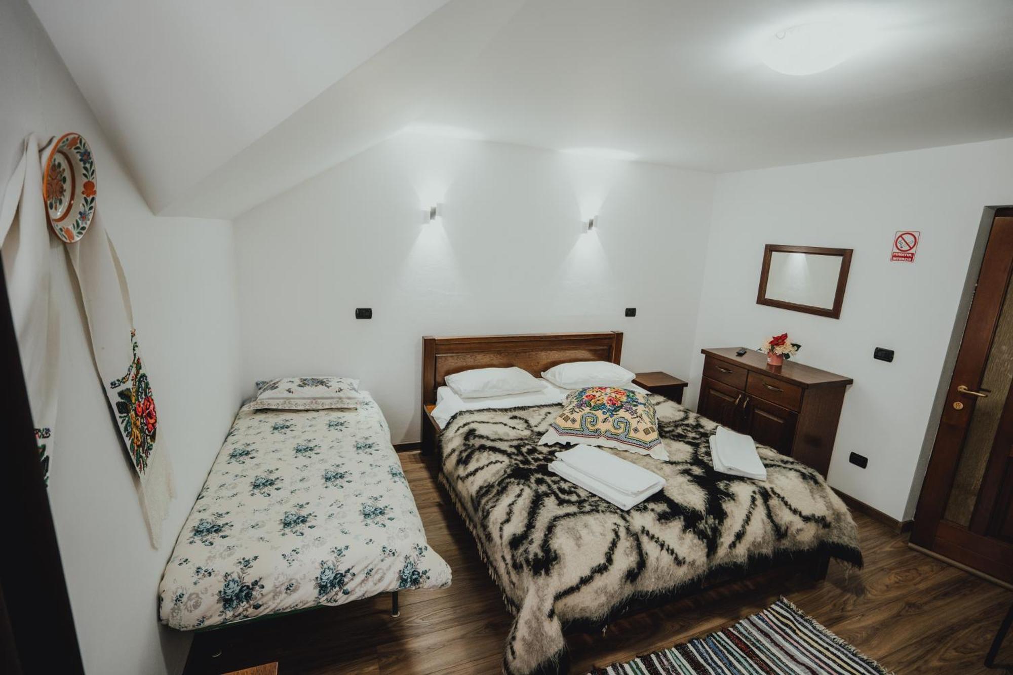 Popasul Calatorului Otel Moisei Dış mekan fotoğraf